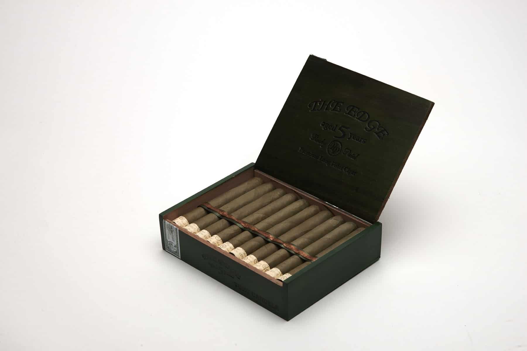 Cigar Rocky Patel Edge Candela 8