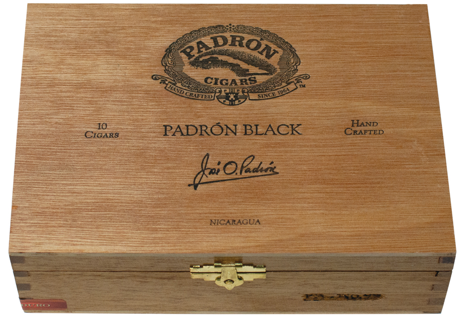Padrón Black No 99 box closed