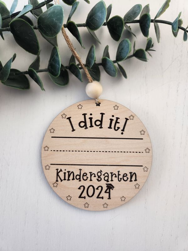Milestone Graduation Ornament/Gift Tag