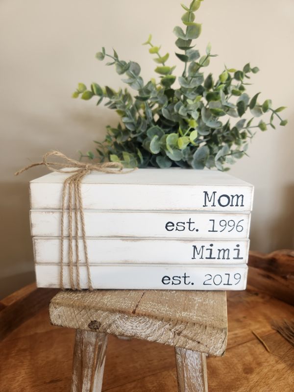 Mom Bookstack