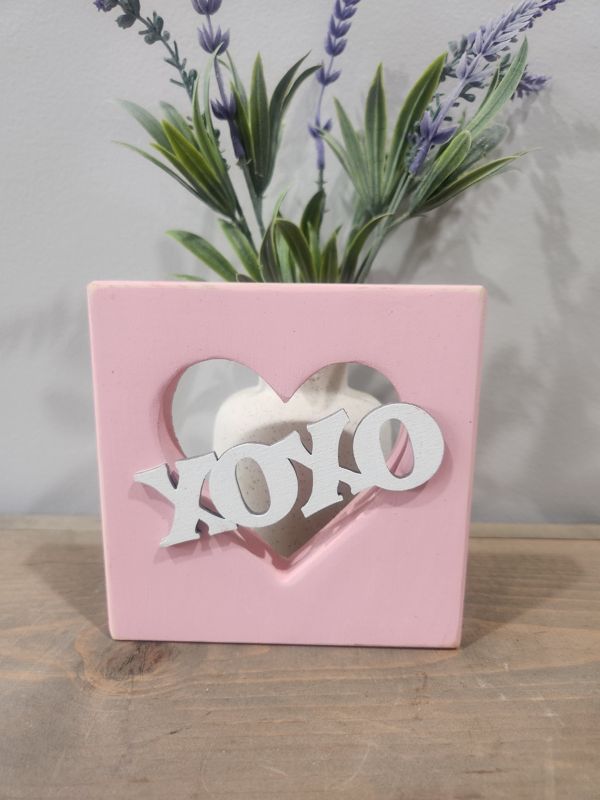 XOXO PINK