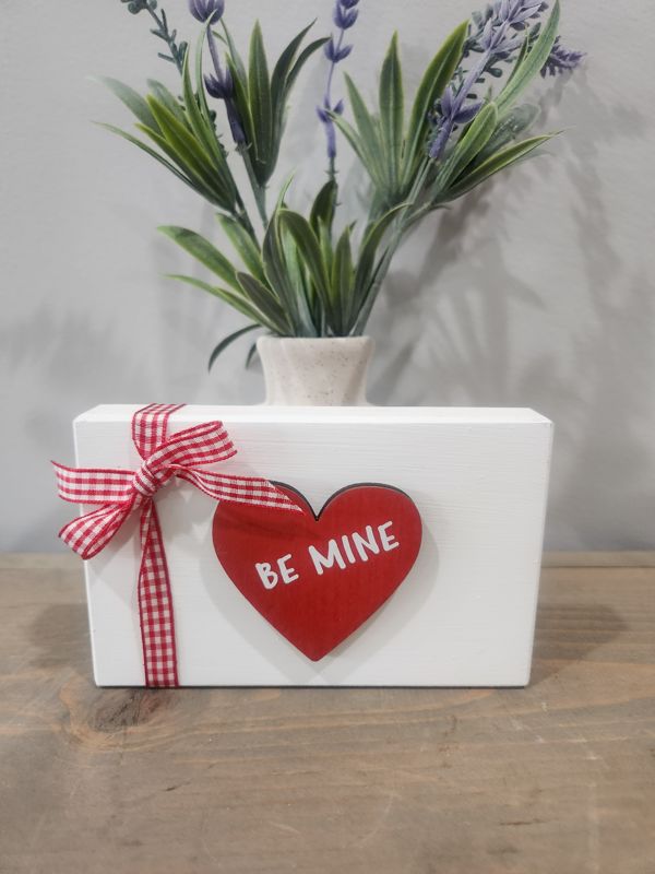 BE MINE WOOD ENVELOPE - RED