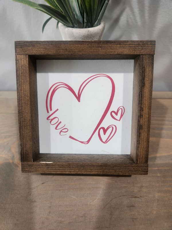 LOVE RED 2 HEARTS 4X4 SIGN