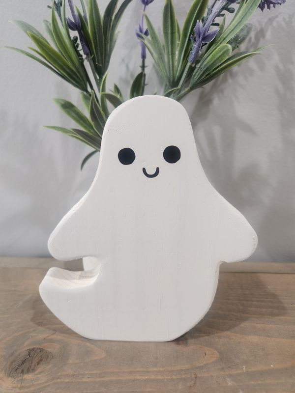 FREE STANDING GHOST