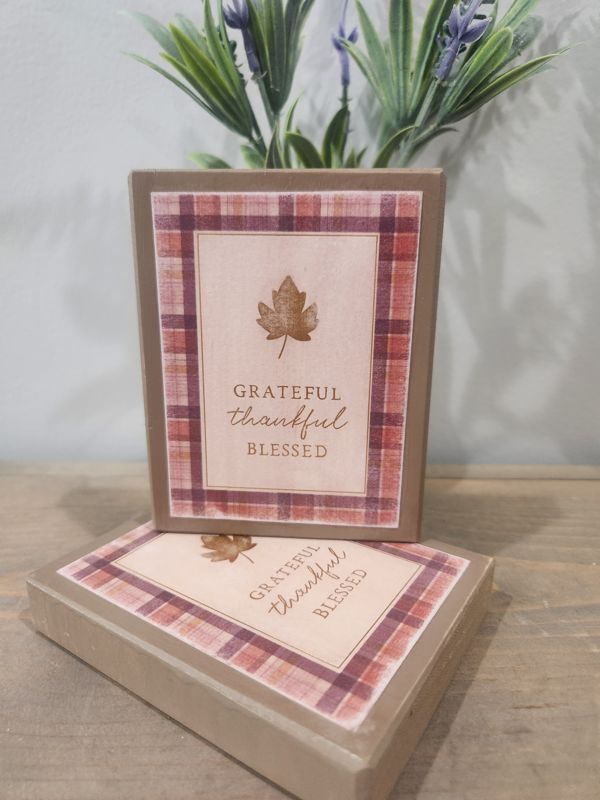 GRAETFUL THANKFUL BLESSED SIGN