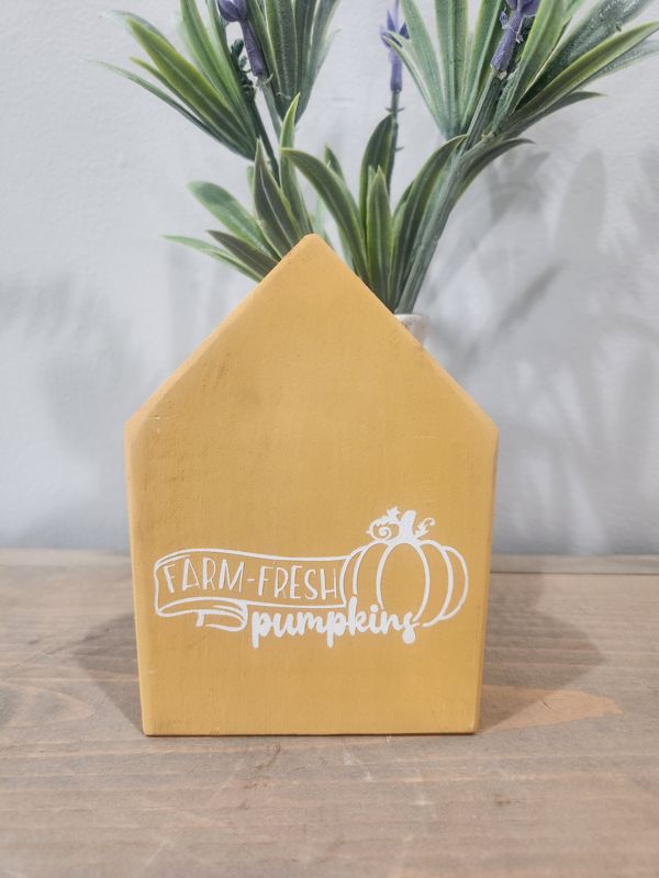 FARM FRESH PUMPKINS ORANGE HOUSE