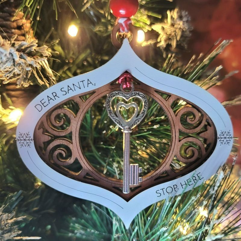 Magical Santa Key Ornament: Handcrafted, Laser-Cut, and Customizable for Enchanting Holiday Moments