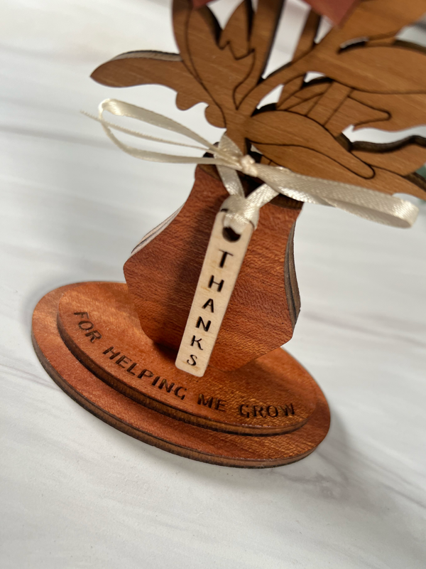 Handcrafted Wooden Floral Bouquets – Eternal Beauty in Roses, Lilies, and More! Personalized Tags, Custom Colors, and Unforgettable Gifts
