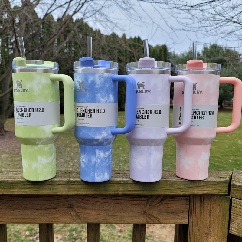 Stanley 40oz Target Exclusive Tie Dye HTF **FREE KEYCHAIN ** Citron Ocean Peach Wisteria Tie Dye Brand New (Brilliant White, Plain - No Engraving)