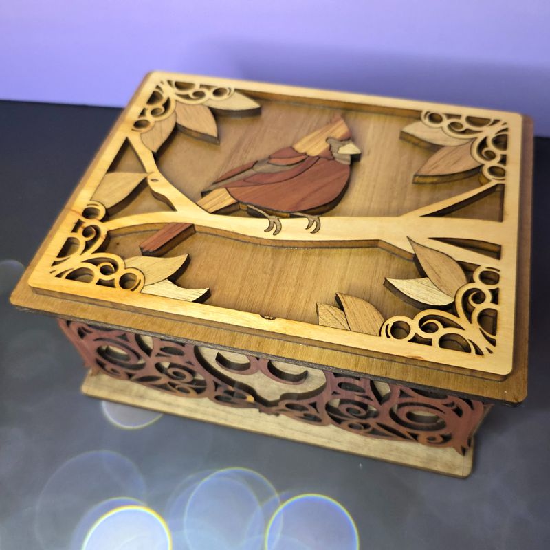 Cardinal Keepsake Box 🐦🌿