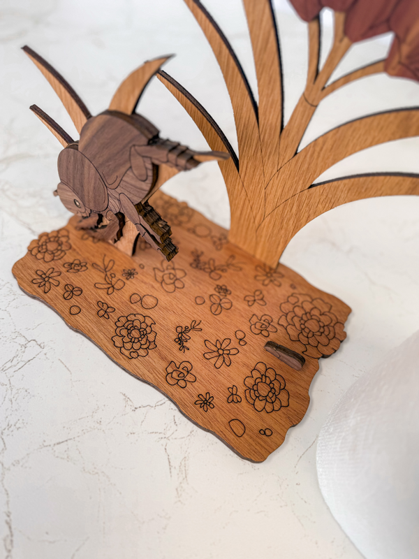 Wooden Toilet Paper Holder – Handcrafted Hardwood Bathroom Decor with Dung Beetle or Snail / Mushroom Topper