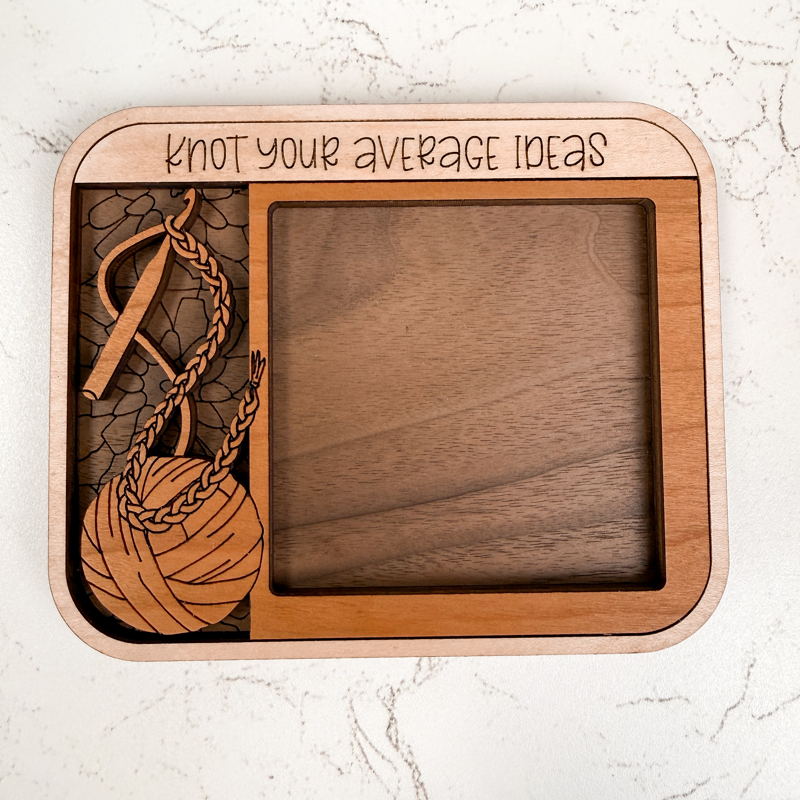 "Knot Your Average Ideas" crochet sticky note holder