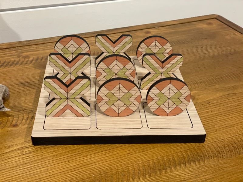 Quilted Pattern Tic Tac Toe Set