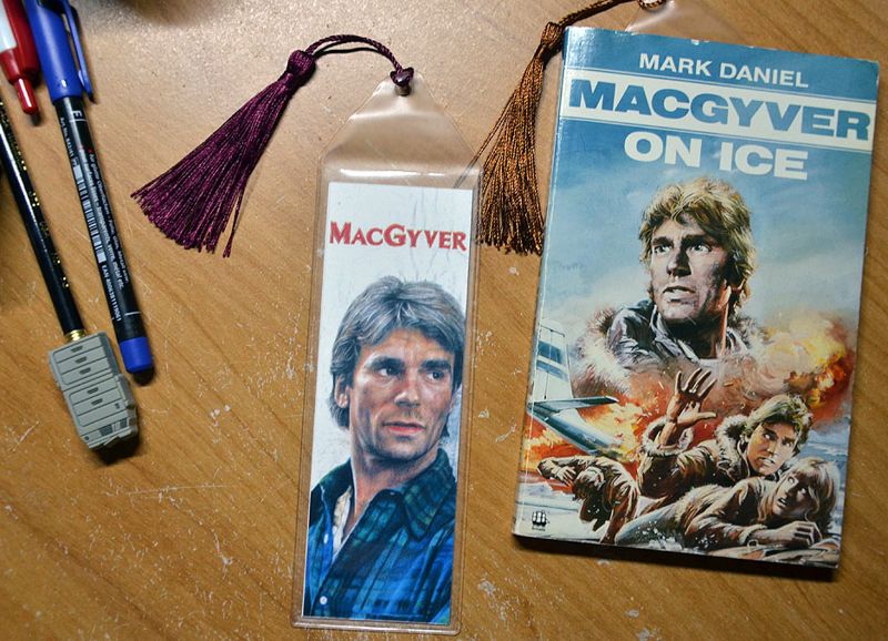 MacGyver (Richard Dean Anderson) 7.75 x 2.30 Bookmark with Tassel