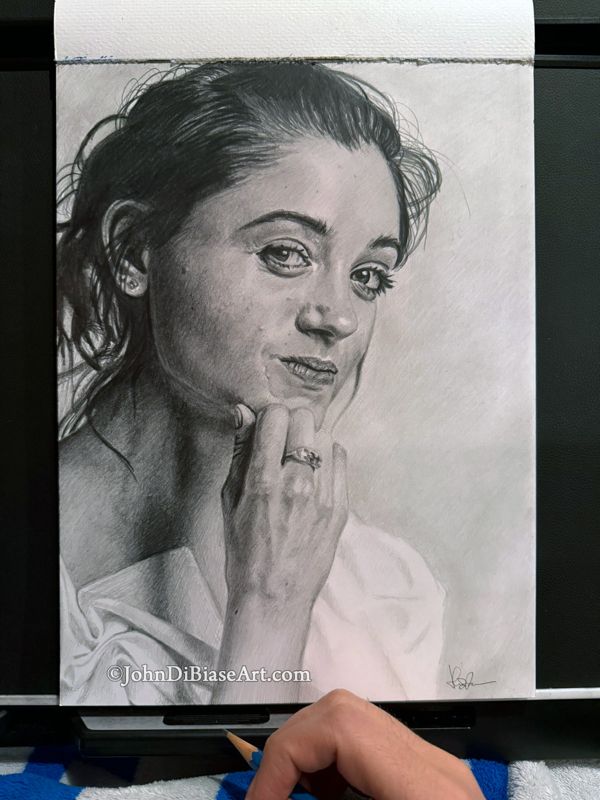 Natalia Dyer (from "Stranger Things") Original Graphite Drawing (NOT A PRINT) 9" x 12"