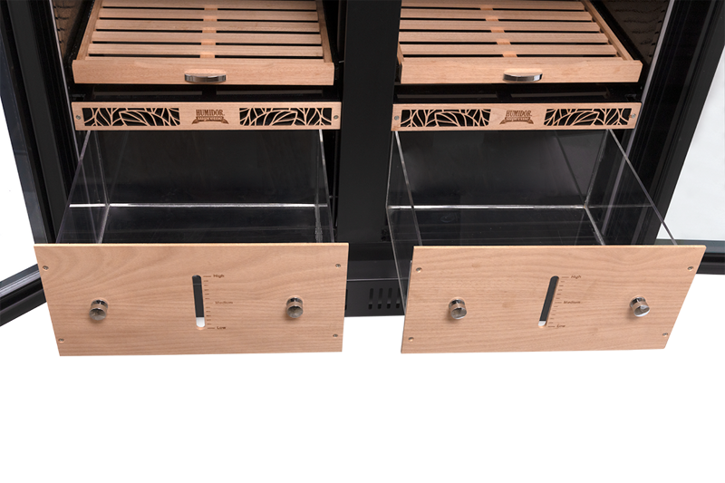 9200 Series Double door Electronic Humidor. Black