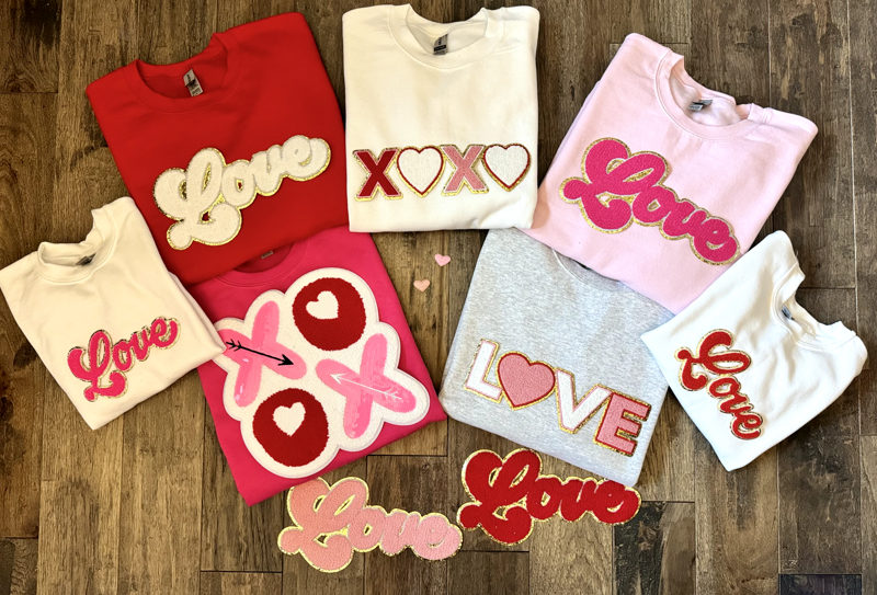 Love Patch Sweatshirt (Crewneck Sweatshirt)