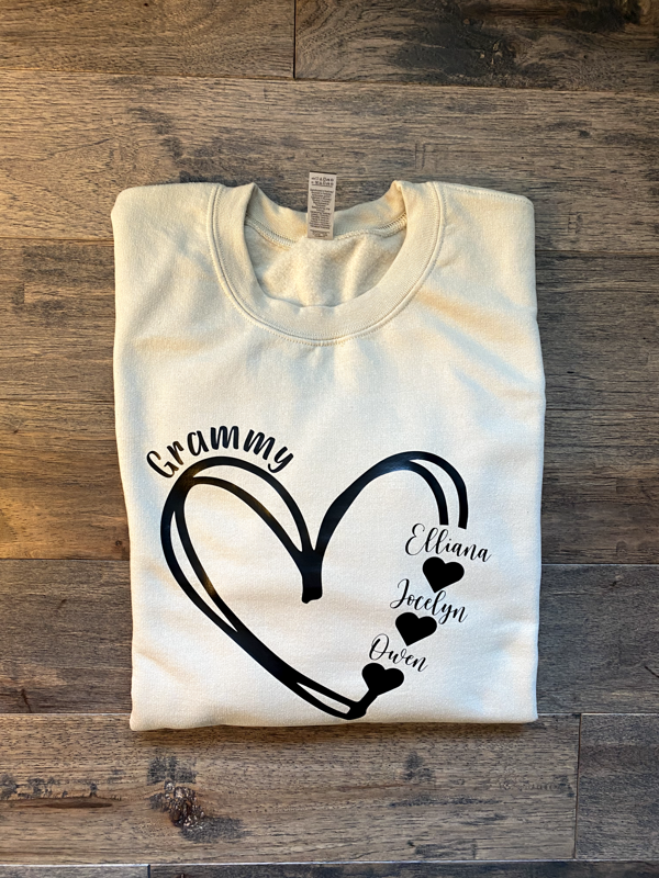Custom Name Sweatshirt - Heart (T-Shirt)