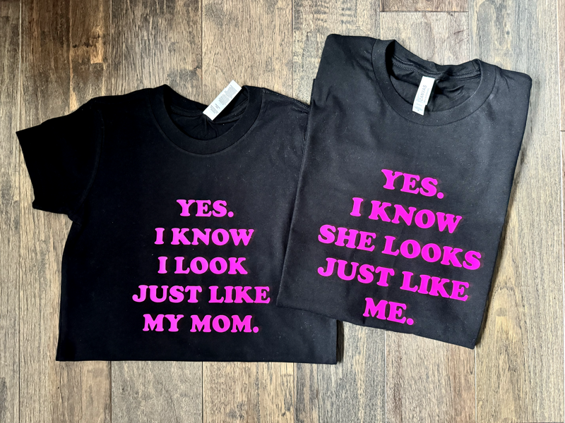 Mom & Daughter Twinning (T-Shirt)