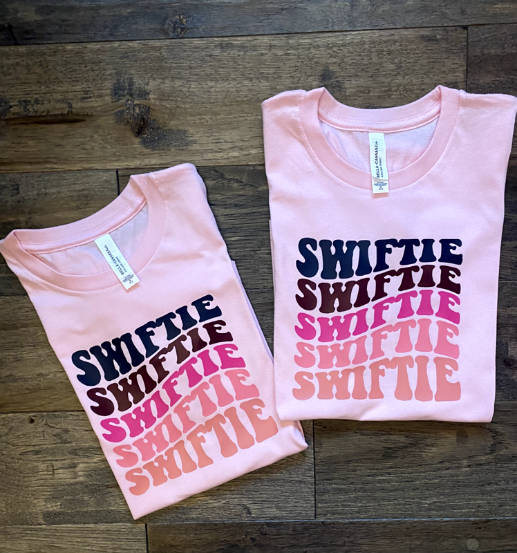Swiftie Wave (T-Shirt)
