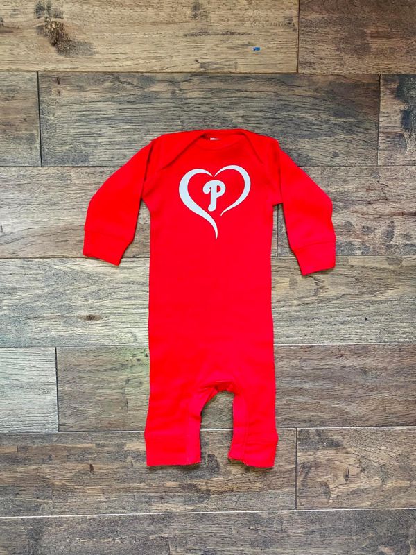 Phillies Heart (T-Shirt)