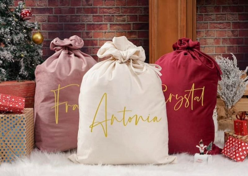 Velvet Gift Bags (Red)