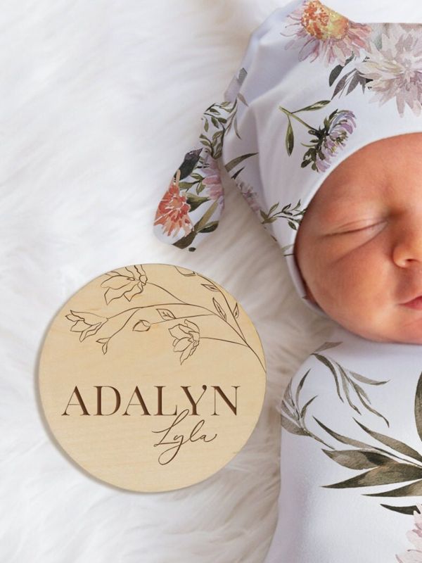 Baby Girl Name Announcement Sign for Hospital | Round Name Reveal Plaque | Birth Announcement | Wooden Newborn Nameplate (4")