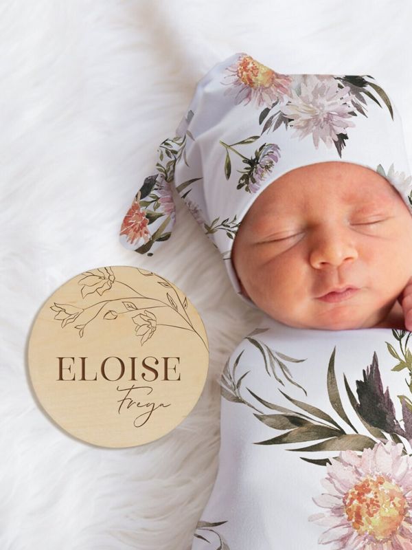 Baby Girl Name Announcement Sign for Hospital | Round Name Reveal Plaque | Birth Announcement | Wooden Newborn Nameplate (4")
