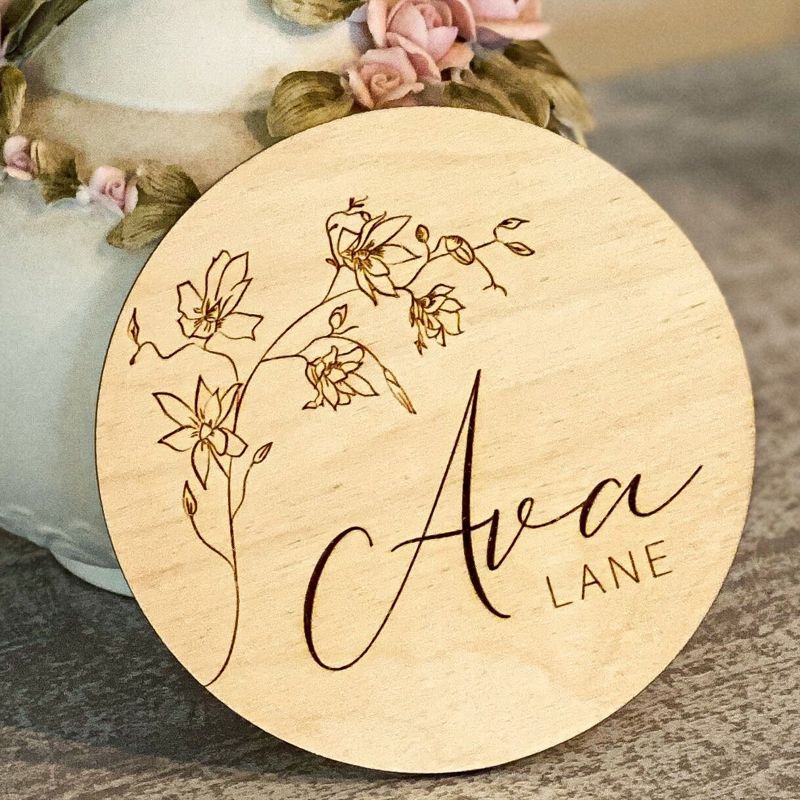 Wooden Baby Name Sign, Newborn Name Wood Sign, Birth Announcement Sign, Girl Floral Name Wooden Sign, Boho Name Announcement, Name Plaque (4")