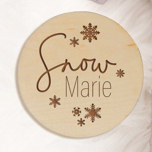 Winter Baby Name Announcement Sign, Snowflake Newborn Sign, Birth Announcement Sign, Wood Baby Name Sign, Baby Circle Sign (4")