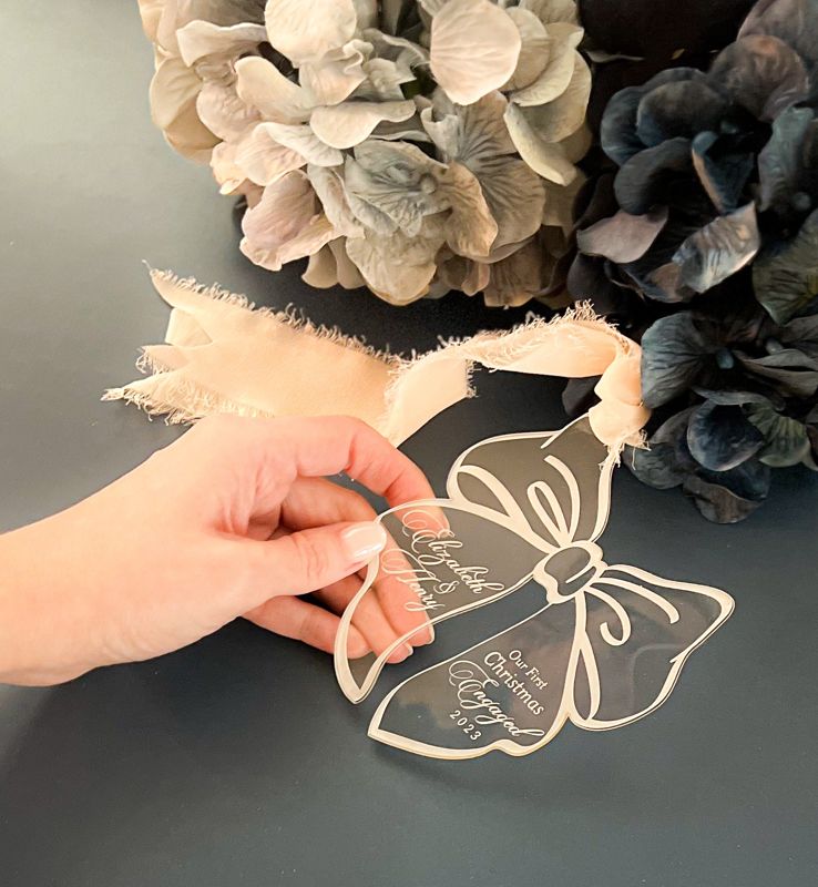 First Christmas Married Ornament Personalized, Newlywed Christmas Ornament Bow, Just Married Ornament Wedding Gift for couples, Mr and Mrs (Rose Gold Mirror, Married)