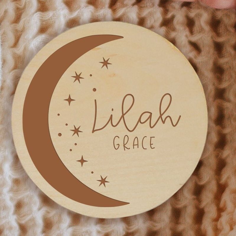 Celestial Baby Name Sign, Wooden Newborn Name Photo Prop, Moon and Stars Name Sign, Name Reveal Sign, Name Announcement, Luna y estrellas (4")