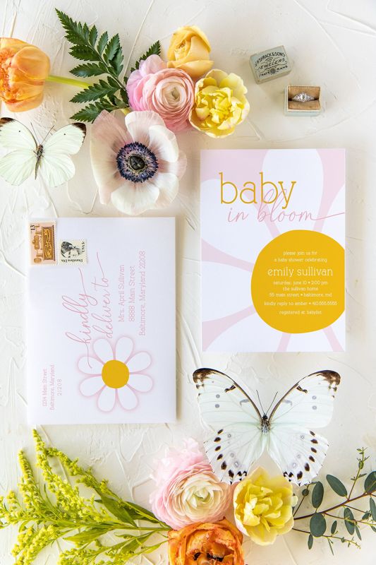 Girl Baby Shower Invitation Baby in Bloom Daisy Baby Girl Sprinkle Summer Flower Party (10 printed invitations, Plain White Envelopes)
