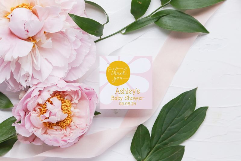 Daisy Favor tags for Baby Girl Shower or Sprinkle (20 printed notes)