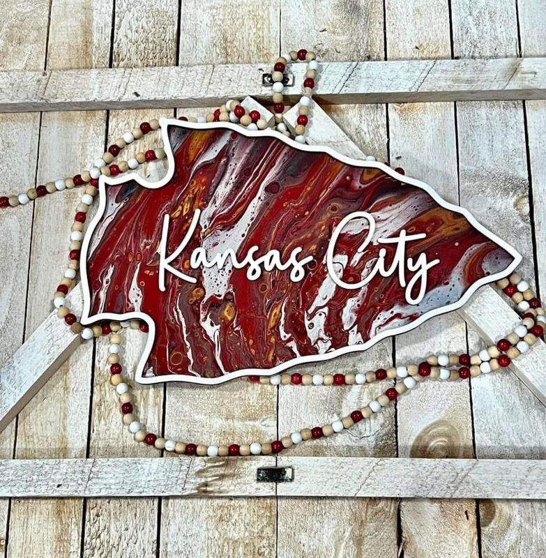 Paint Pour Party (Michigan Silhouette 18” with word Michigan )