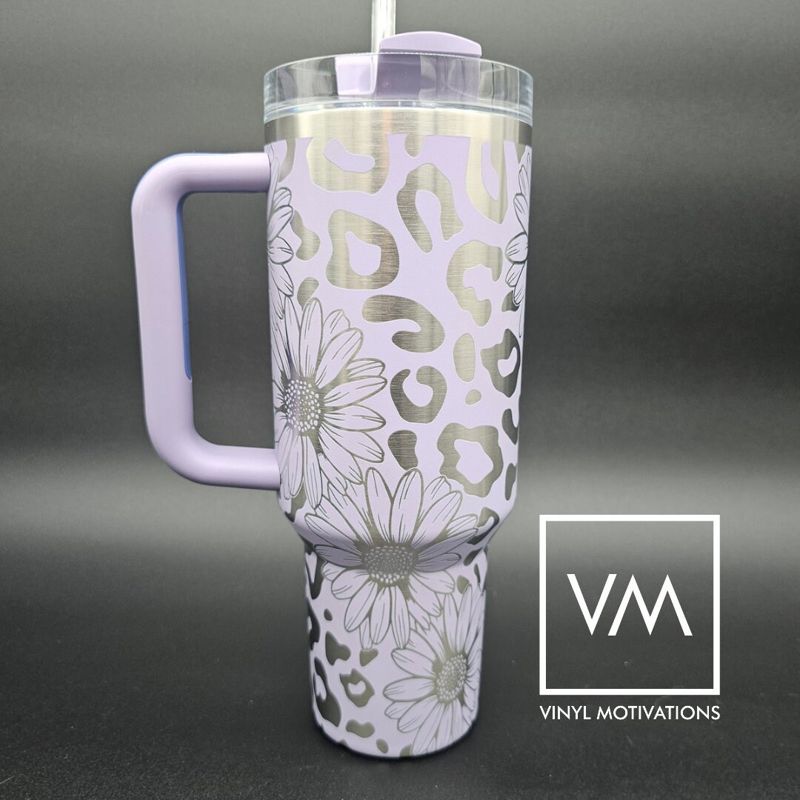 Daisy & Leopard Print Tumbler Engraved Stanley Quencher 40oz (Rose Quartz Glow, Daisy & Leopard)